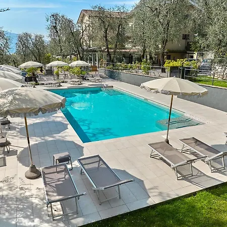 Hotel Rosemarie Limone sul Garda