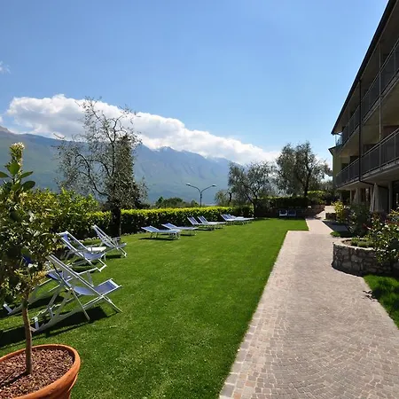 Rosemarie Limone sul Garda