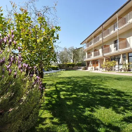 Rosemarie Hotel Limone sul Garda