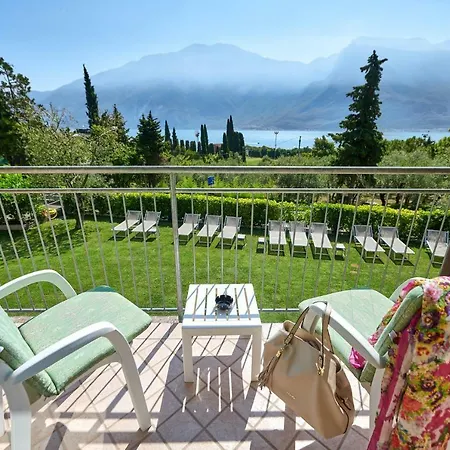 Rosemarie 3* Limone sul Garda